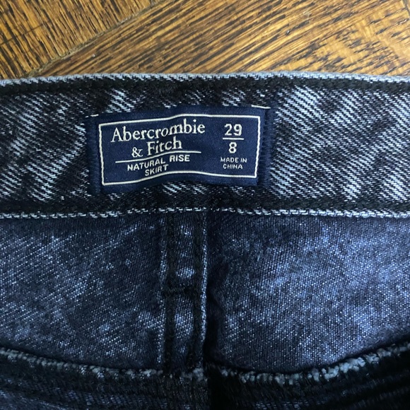 A&F New jean mini skirt (black/grey) - Picture 4 of 4